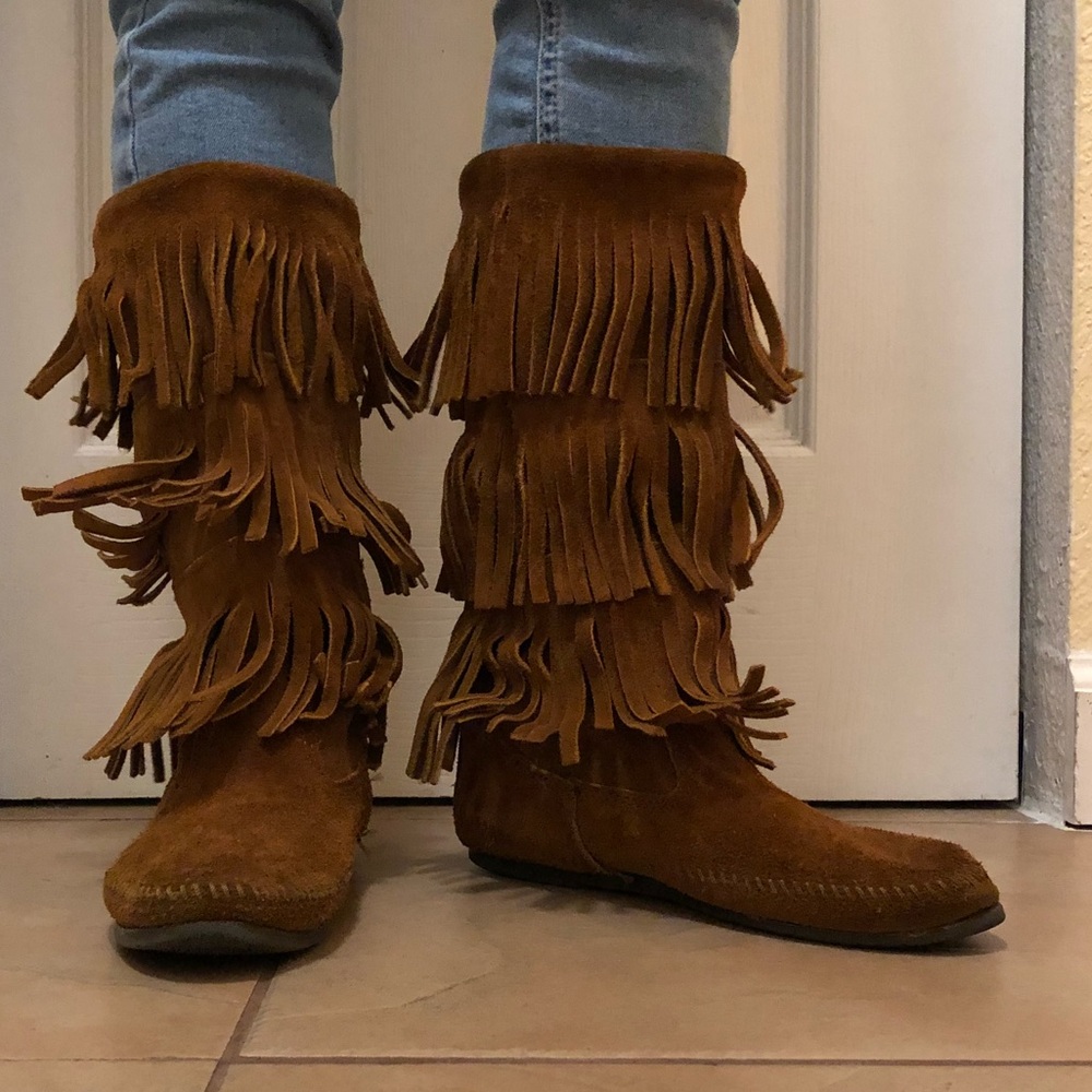 Minnetonka fringe boots